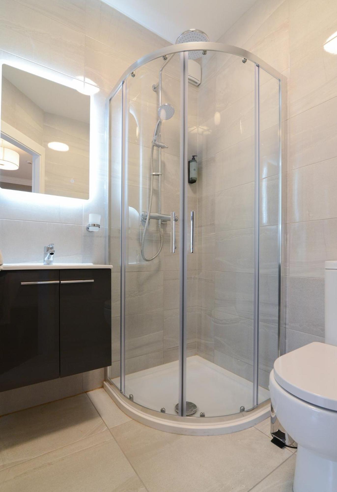 مبيت وإفطار غالواي Urban Nest Townhouse المظهر الخارجي الصورة