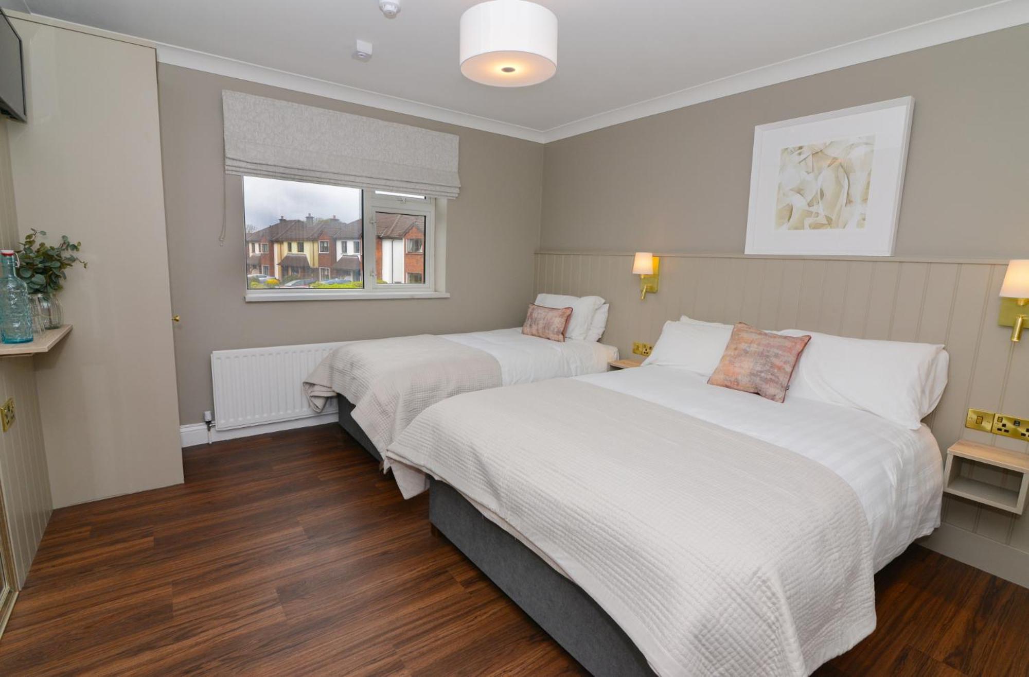 مبيت وإفطار غالواي Urban Nest Townhouse المظهر الخارجي الصورة